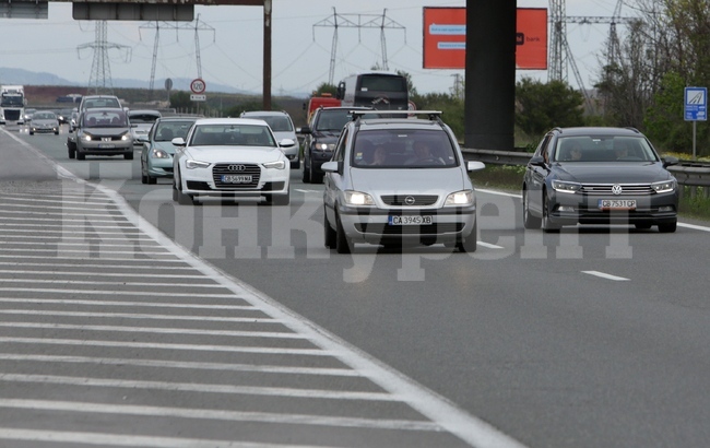 Пътната агенция въвежда промени в организацията на движение за улесняване на трафика в последния почивен ден