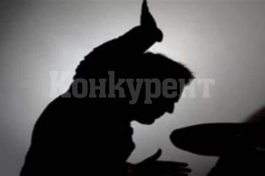 Тийнейджър преби майка си, арестуван е