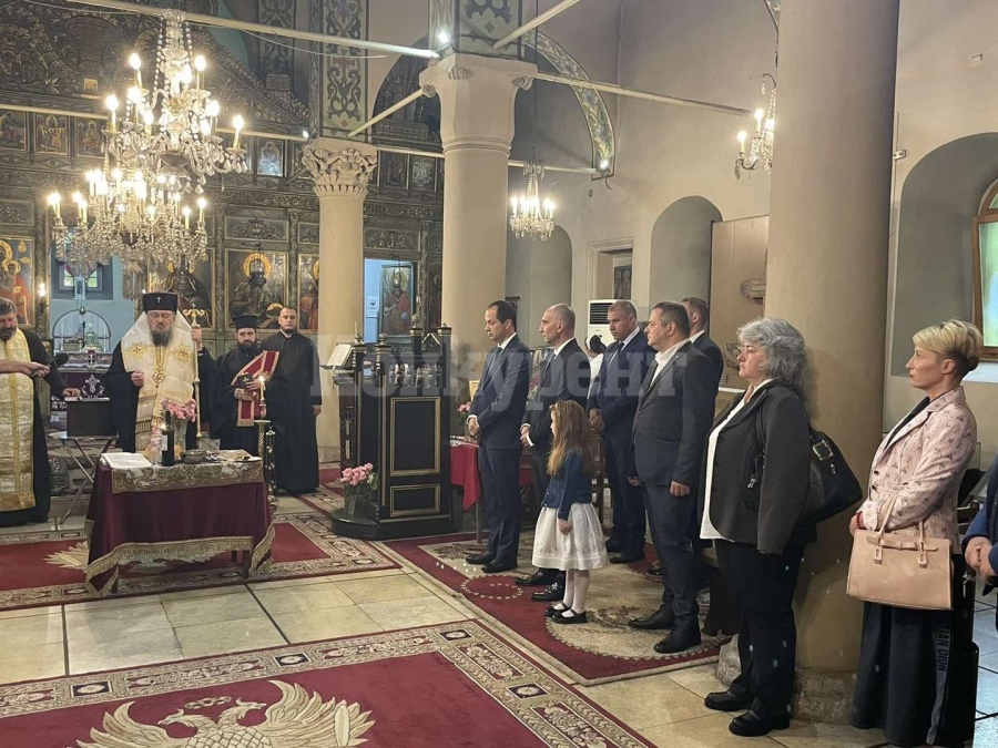 Денят на Враца започна с възпоменателна панихида за Христо Ботев и неговите четници СНИМКИ