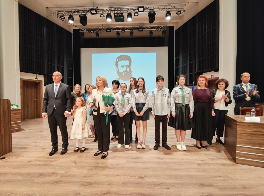 Колектива на ППМГ „Акад. Иван Ценов“-Враца получи „Наградата на Враца” 