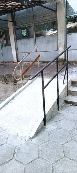 Пенсионерски клуб „Банат“ вече има рампа за хора с увреждане