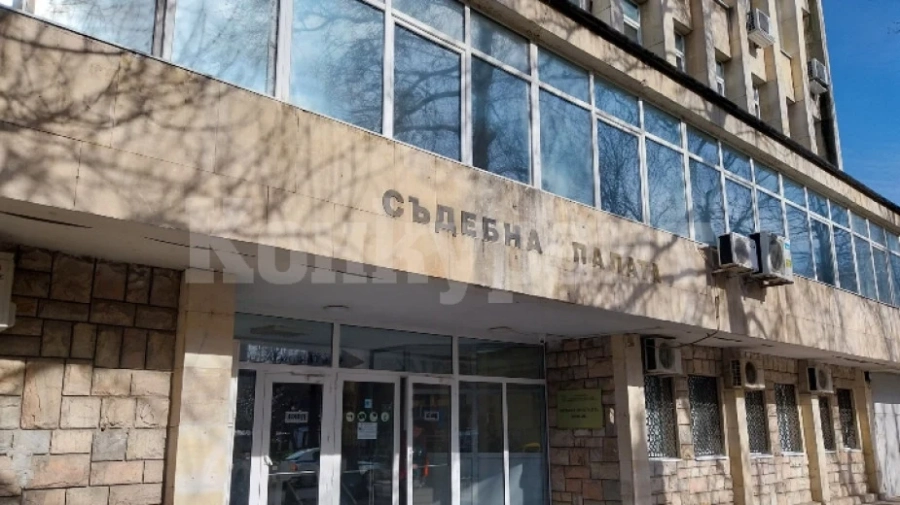 Гърция издирва нашенка за трафик на хора