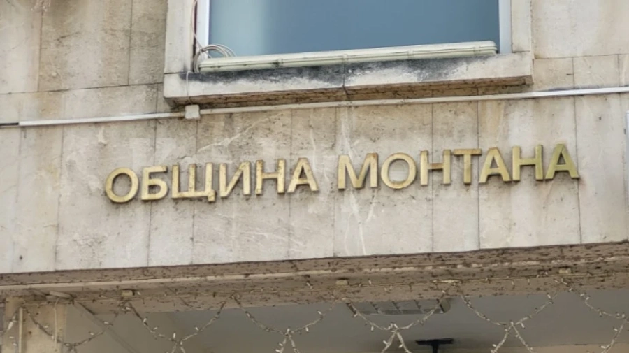 Община Монтана с нови автомобили за социални услуги