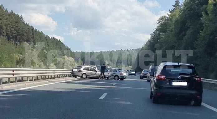 18 годишен предизвика катастрофа във Враца, има ранени