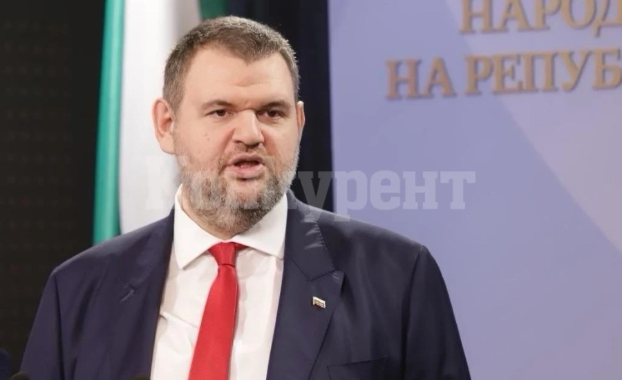 Пеевски: Имало е тайна среща в офисите на Христо Иванов