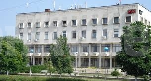 Двама се млатиха в сградата на кметството във Вълчедръм, осъдиха ги