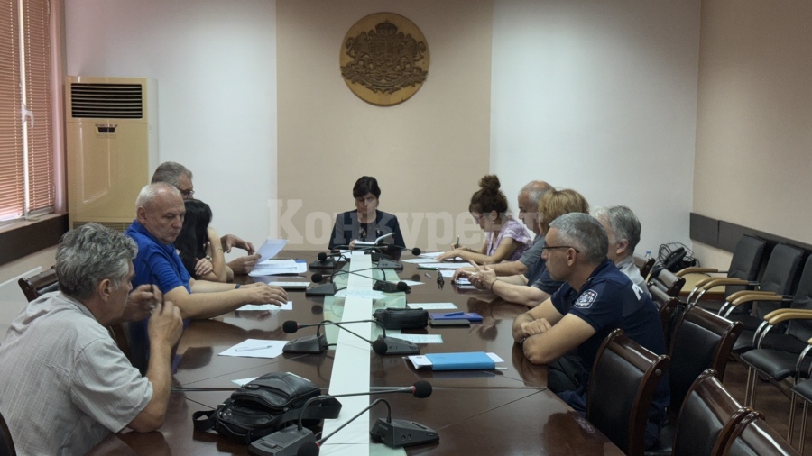 Областната епизоотична комисия проведе заседание за обсъждане на мерки срещу разпространението на чума по животните