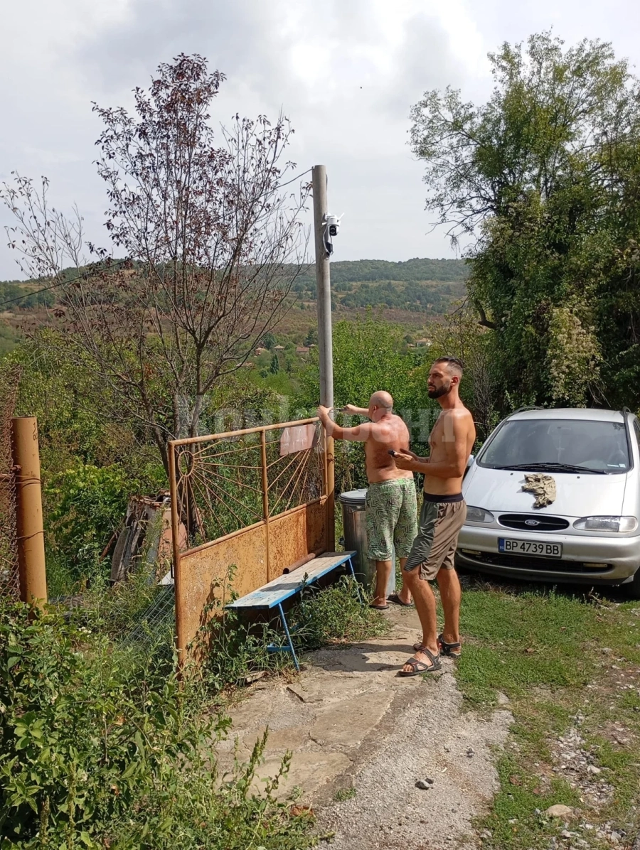 В с. Ослен Криводол беше изградена система за видеонаблюдение.