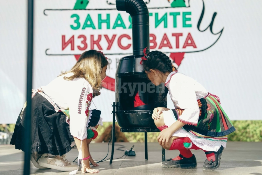 Стягат Фестивала на занаятите и изкуствата в Козлодуй СНИМКИ