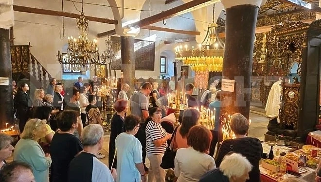 Берковица отпразнува своя храмов празник и Ден на града с тържествена служба в църквата „Рождество Богородично“