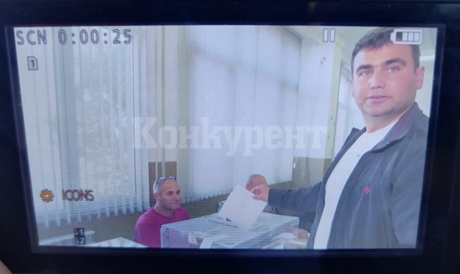 Андрей Вълчев: Гласувах за това нашата Родина да бъде демократична, правова, справедлива, солидарна и социлна държава!