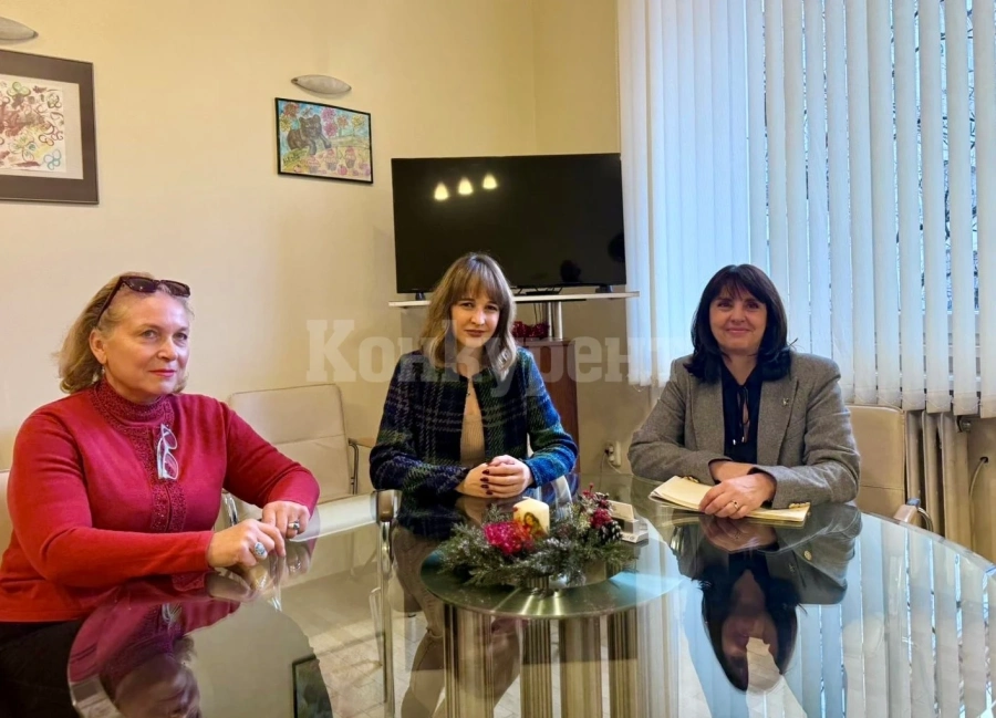 Деница Симеонова събира на среща бизнеса и социалното министерство