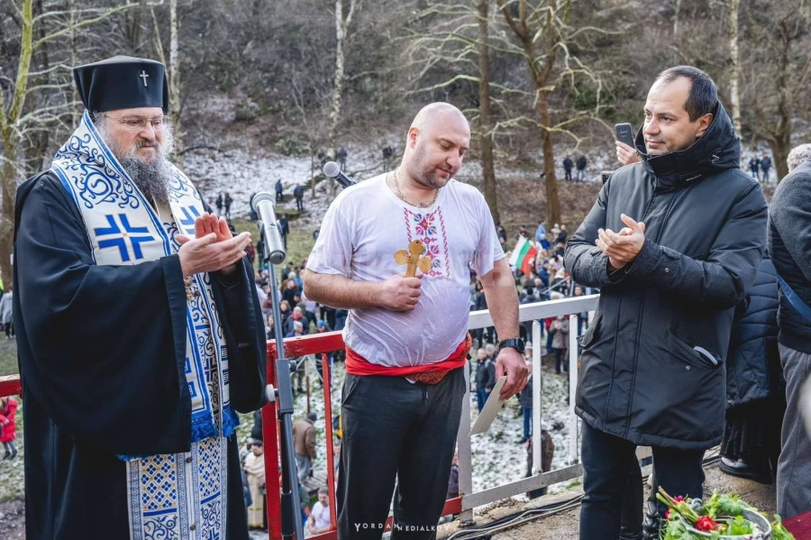 Калин Каменов: Ето така във Враца възраждаме българските традиции!