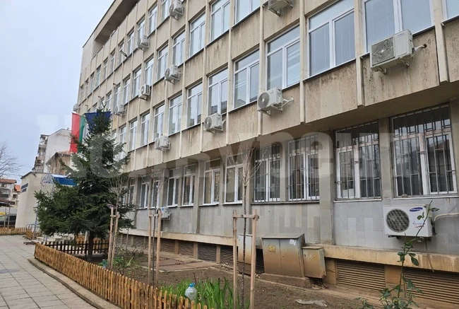 Над 8000 къса цигари и над 800 литра алкохол без бандерол са иззети в област Враца от началото на годината, показва отчет на полицията