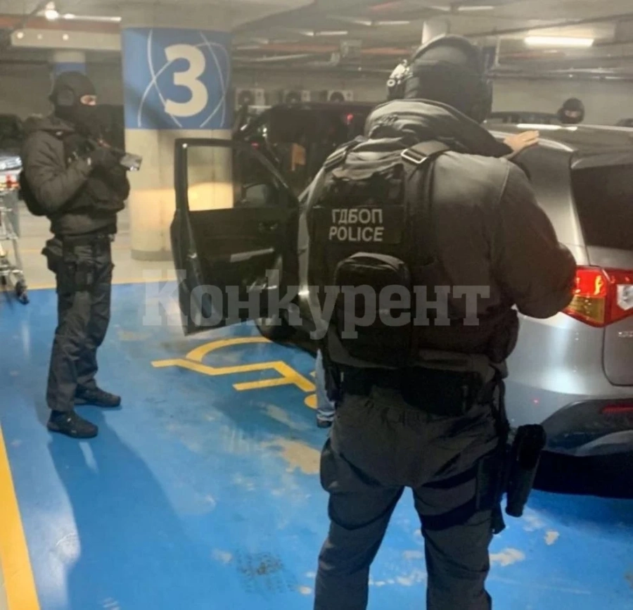 След спецакция на ГДБОП и ДАНС: Разбиха престъпна група за инвестиционни измами