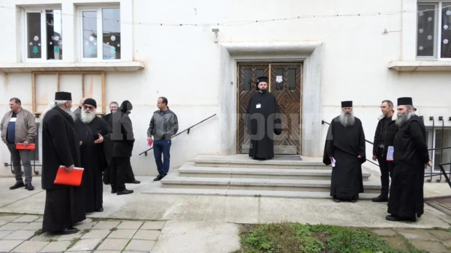 Пахомий Бранитски и Герасим Мелнишки са двамата кандидати за Видински митрополит