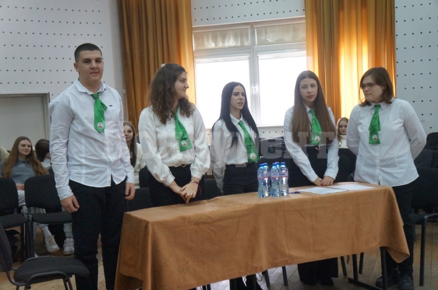 Състезание по български език и литература се проведе в Козлодуй