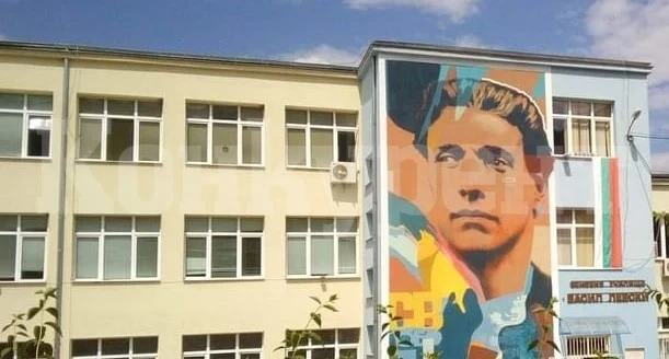 Учители, директори и експерти от РУО в поредна среща за междуинституционална подкрепа