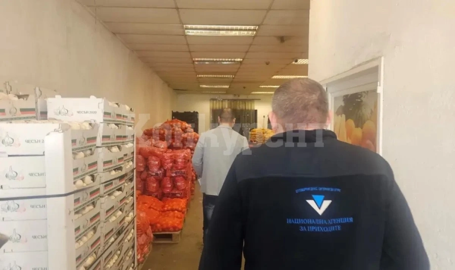 НАП проверява големи борси, тържища и магазини