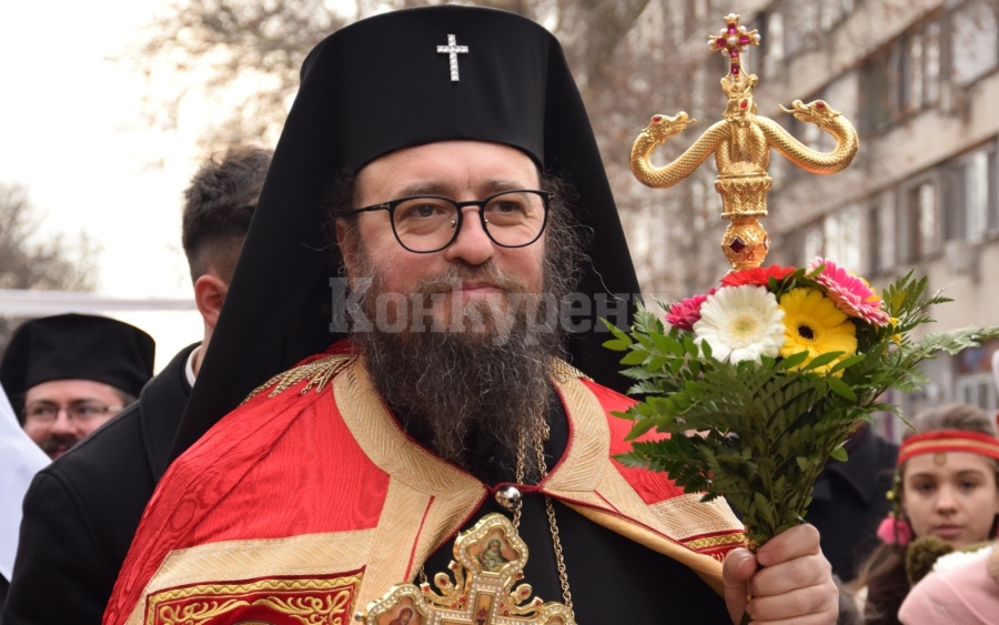 Митрополит Пахомий за почитта към иконите