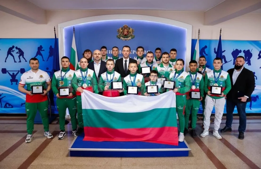 Националните състезатели по ММА от Боен клуб \