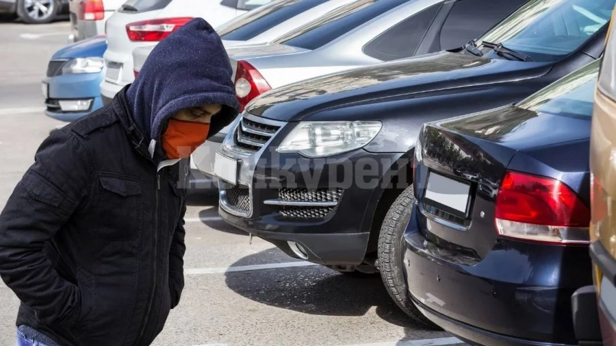 Задържат под стража мъжът, изпотрошил автомобили във Враца