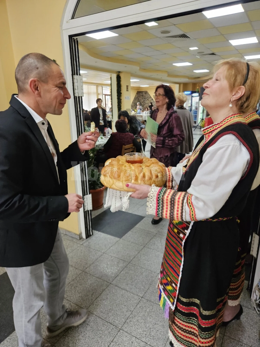 Сдружение „Народен будител“ отпразнува своя 25-годишен юбилей!