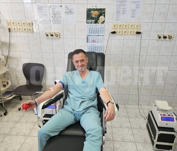 Лекари от КОЦ-Враца дариха кръв в подкрепа на пациентите