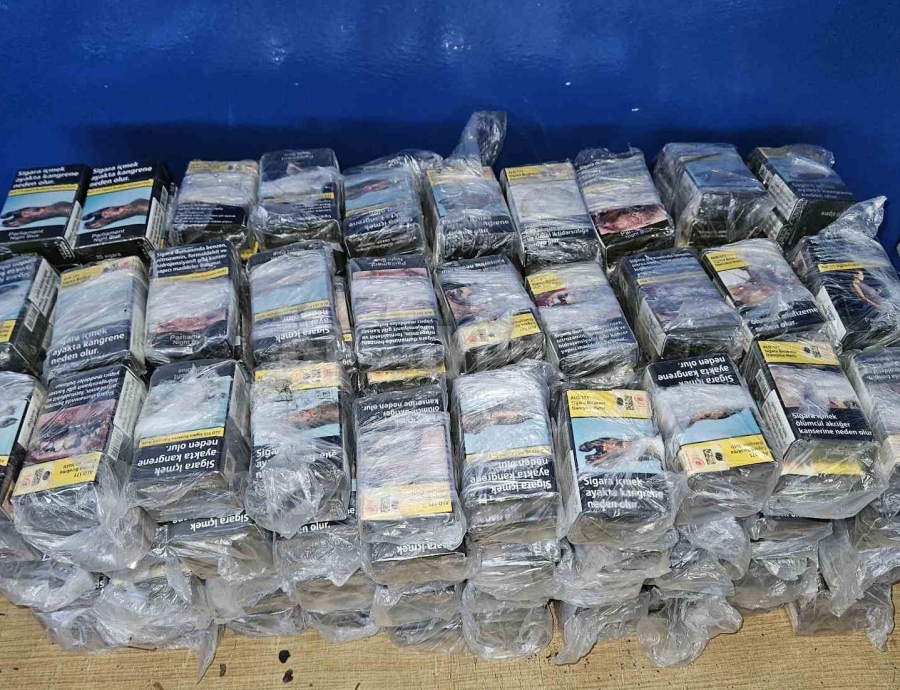 Откриха близо 50 000 къса цигари в ауспуха и други кухини на автомобил в района на Дунав мост – Русе