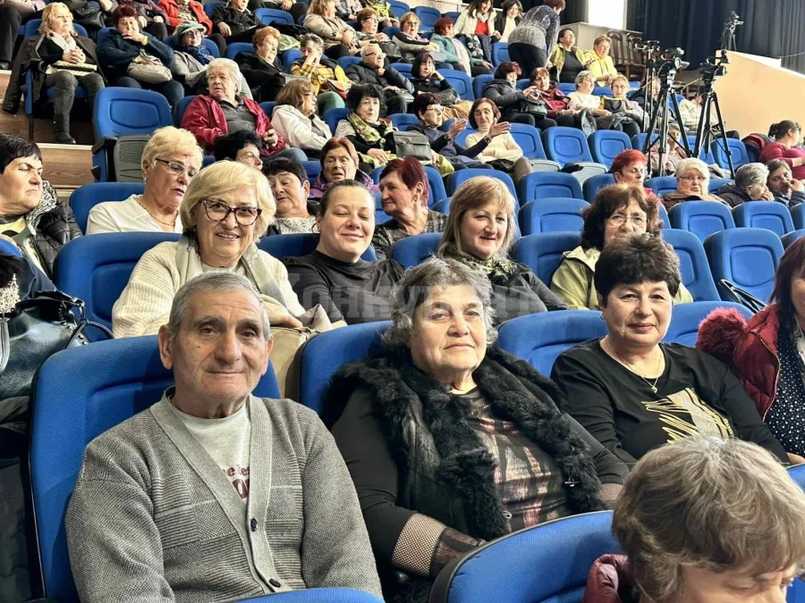 Незабравимо музикално преживяване за пенсионерските клубове от Враца
