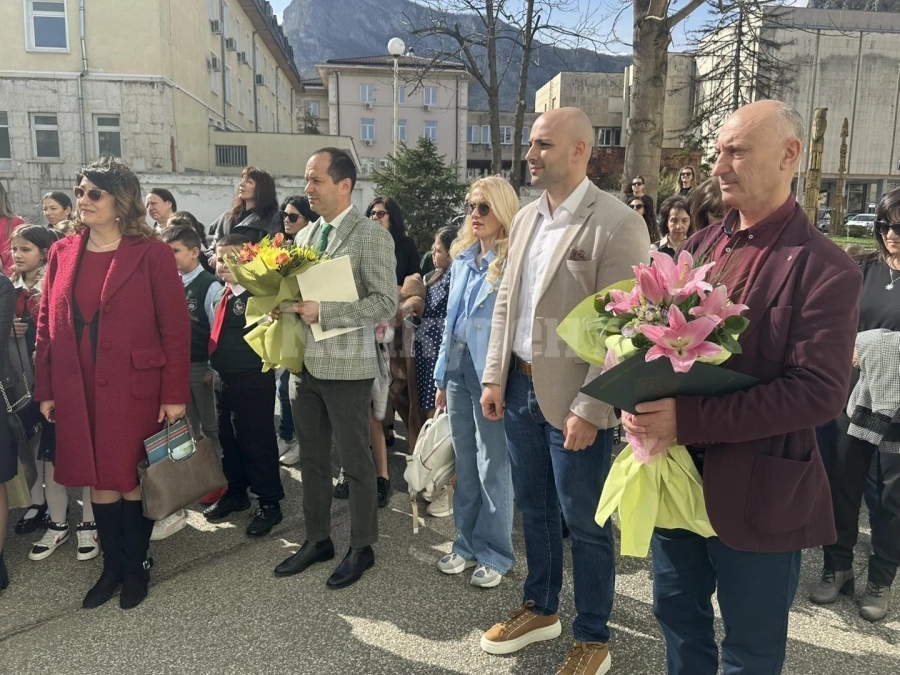 Училище „Иванчо Младенов“ отбеляза патронния си празник