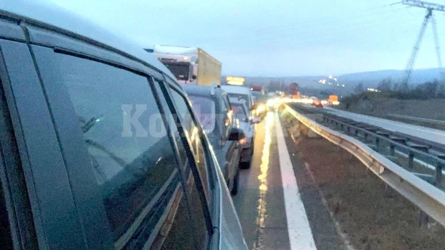 Две катастрофи в Монтанско затрудняват движението