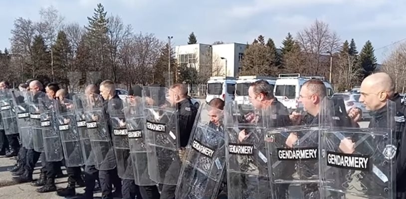 В Монтана търсят  жандармеристи 