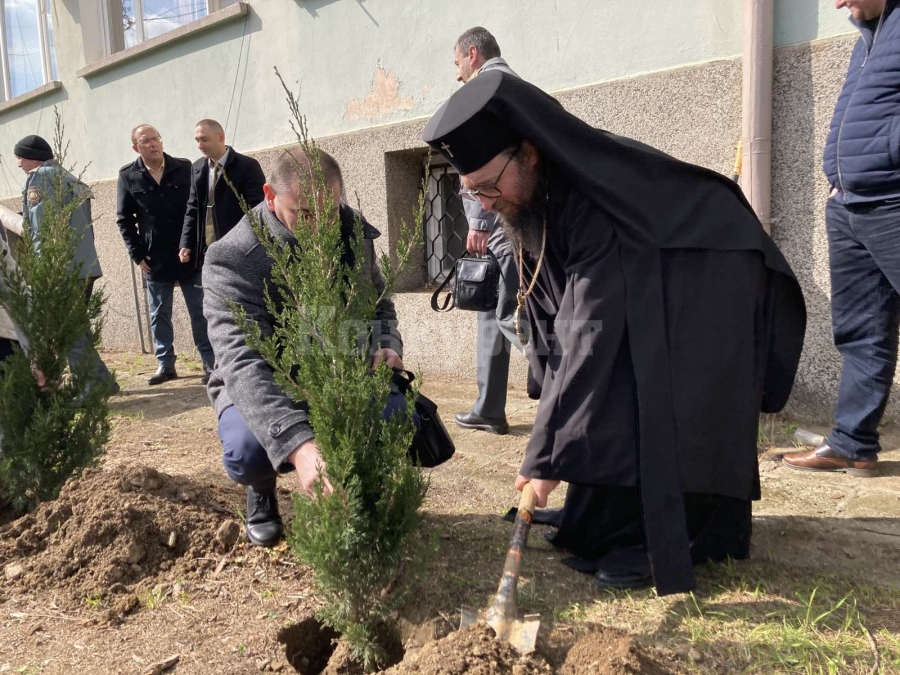 Със среща на поколенията в Берковица отбелязаха 100 години Седмица на гората