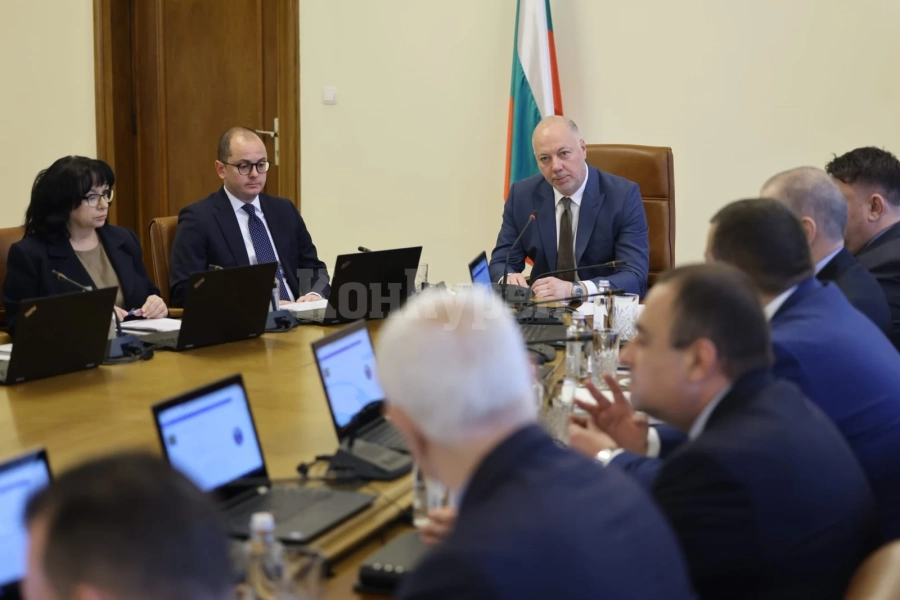 Премиерът Желязков: Действията срещу войната по пътищата няма да бъдат стихийни, стават постоянни