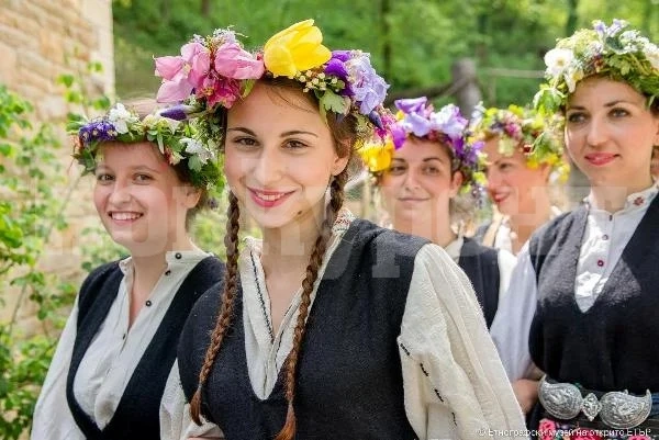 Лазарки будят Монтана и 10 села в общината
