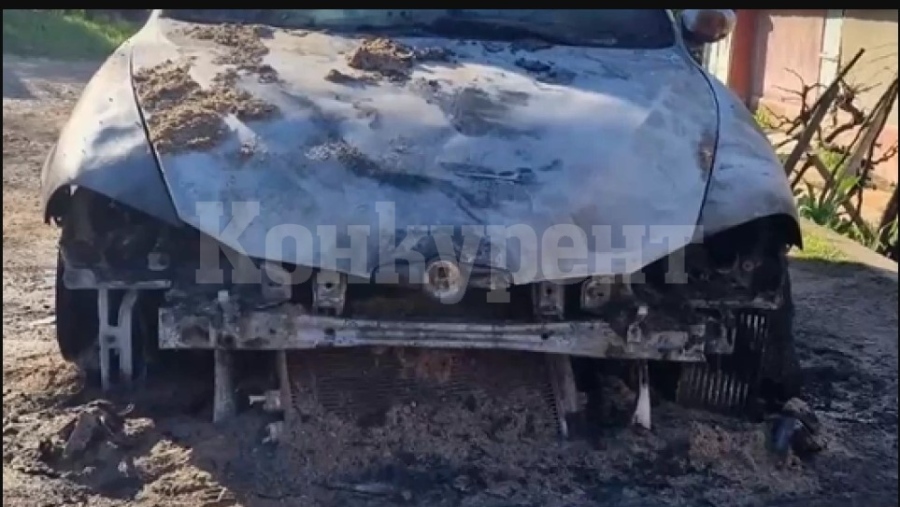 Мъж запали колата на бившата си, преди това й пратил отрязана глава на играчка
