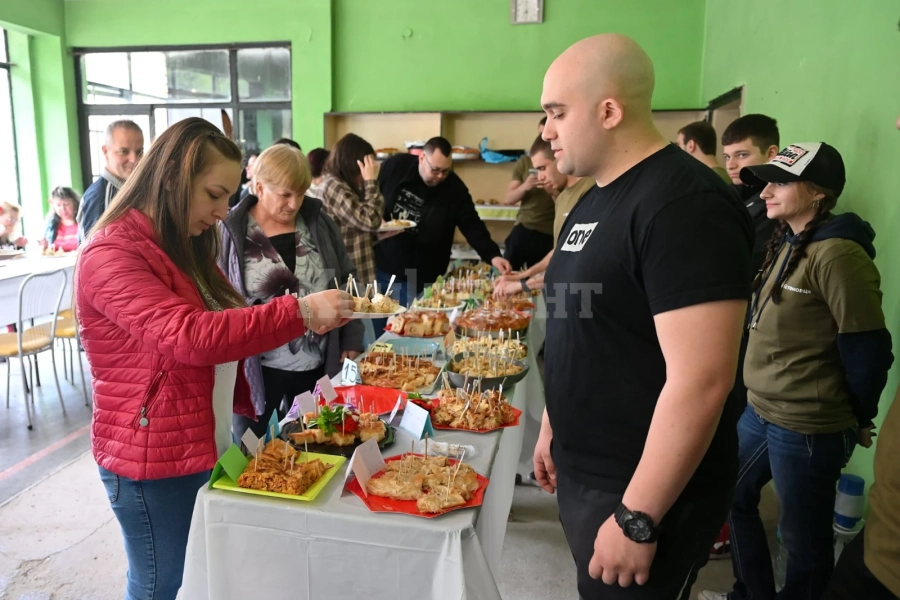 В берковското село Котеновци си направиха Фестивал на баницата