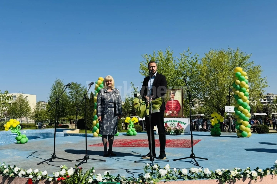 Средно училище “Никола Войводов” отбеляза патронния си празник