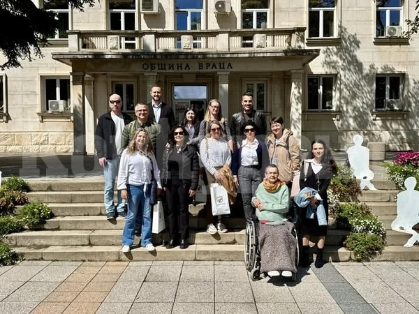 Делегация от пет държави посети Община Враца