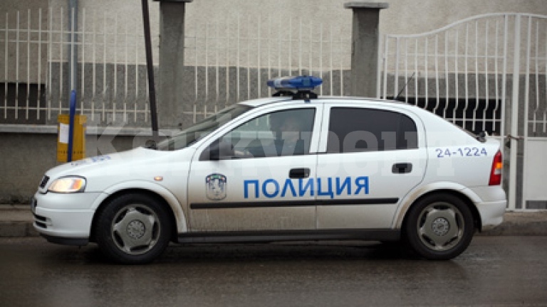 Спипаха две деца на улицата посред нощ, глобяват родителите им