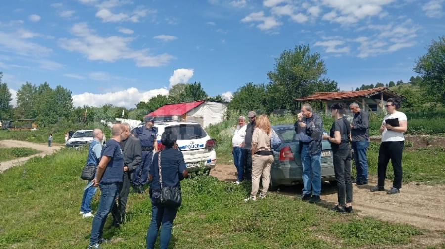 Описват незаконните постройки по бреговете на язовир „Огоста“