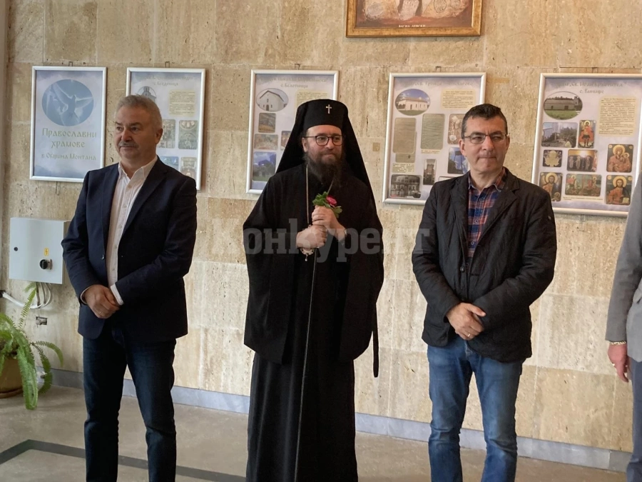Подредиха в изложба православните храмове на Монтана