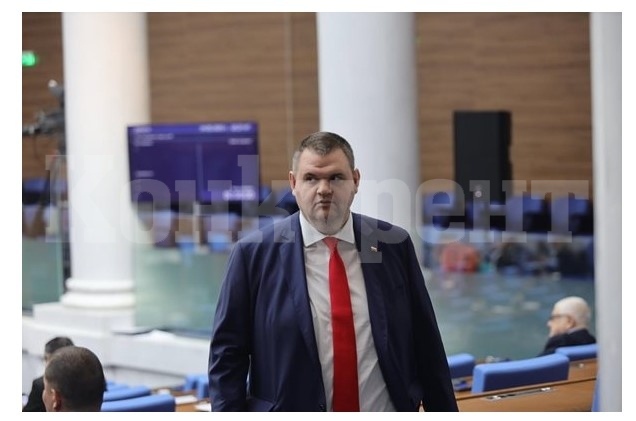Делян Пеевски: Няма изненада, Чакъров направи правилното и напусна файтона на тези номади 