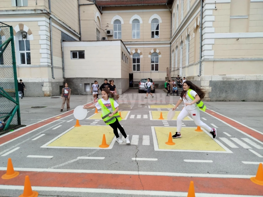 Седмица на безопасността на движението по пътищата в СУ „Козма Тричков“