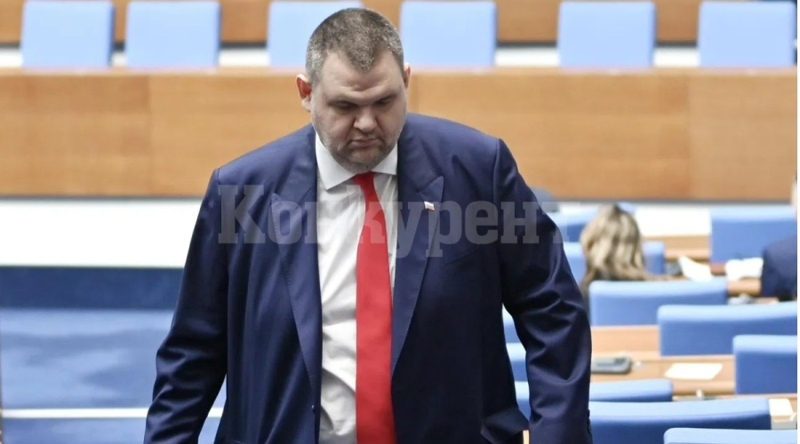 Пеевски сезира КЗК за потенциален картел на \