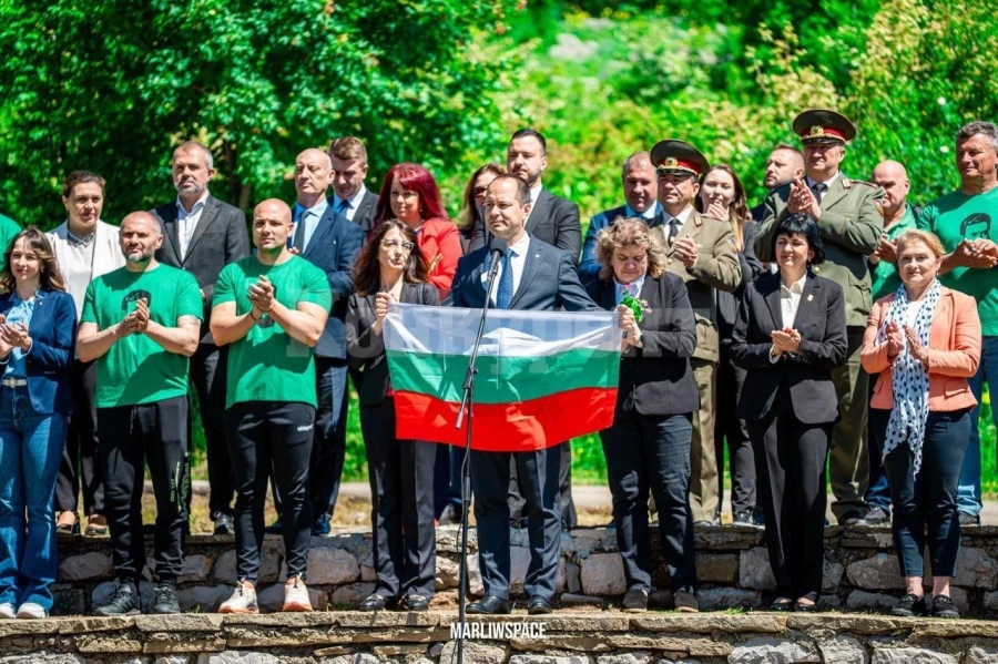 Сведохме глави пред подвига на Христо Ботев и неговата чета