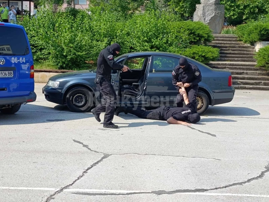 „ВАКАНЦИЯ, ЗДРАВЕЙ! ДА ИГРАЕМ БЕЗОПАСНО!“