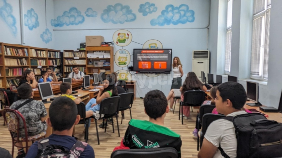 Учат деца за опасностите от вейповете