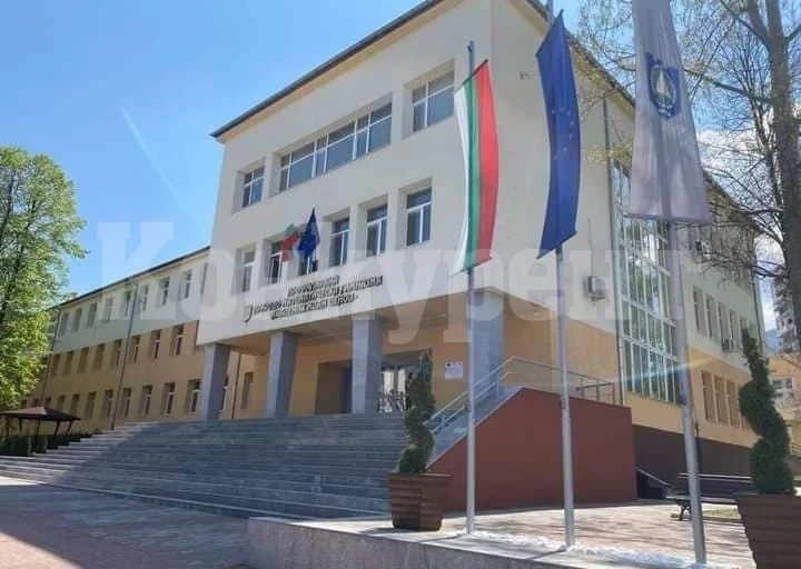 Възпитаниците на ППМГ - Враца отново с отлични резултати на матурите
